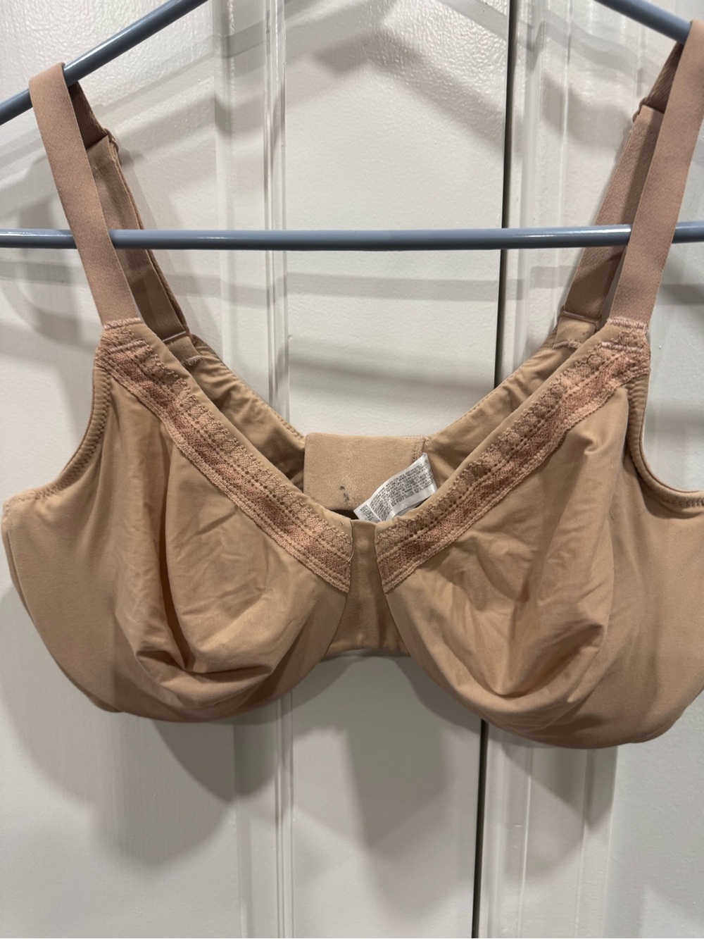 Wacoal Nude/Tan Lace-Trim Underwire Bra